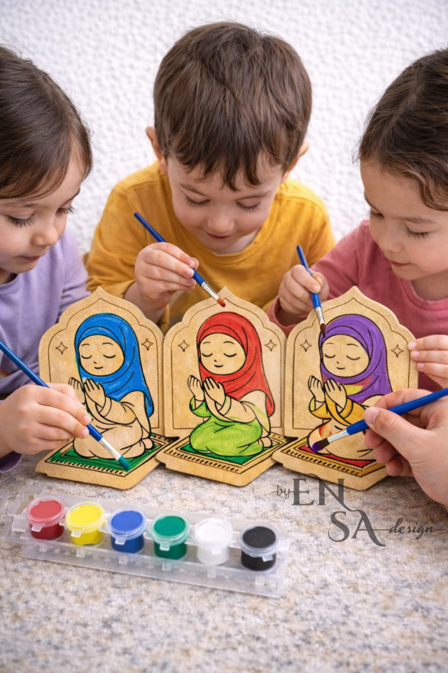 Dua Eden Kız Çocuk Ahşap Boyama Seti 35 Parça (30 Figür + 5 Boya Seti) – Ramazan Etkinliği, Değerler Eğitimi, Anaokulu Etkinlik Seti