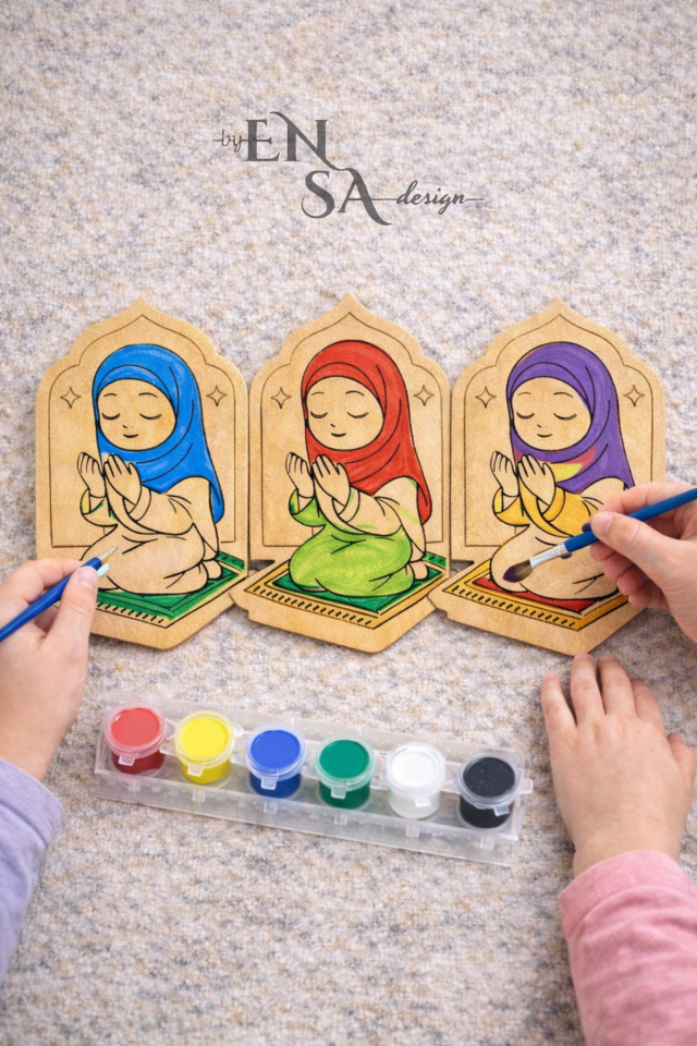 Dua Eden Kız Çocuk Ahşap Boyama Seti 35 Parça (30 Figür + 5 Boya Seti) – Ramazan Etkinliği, Değerler Eğitimi, Anaokulu Etkinlik Seti
